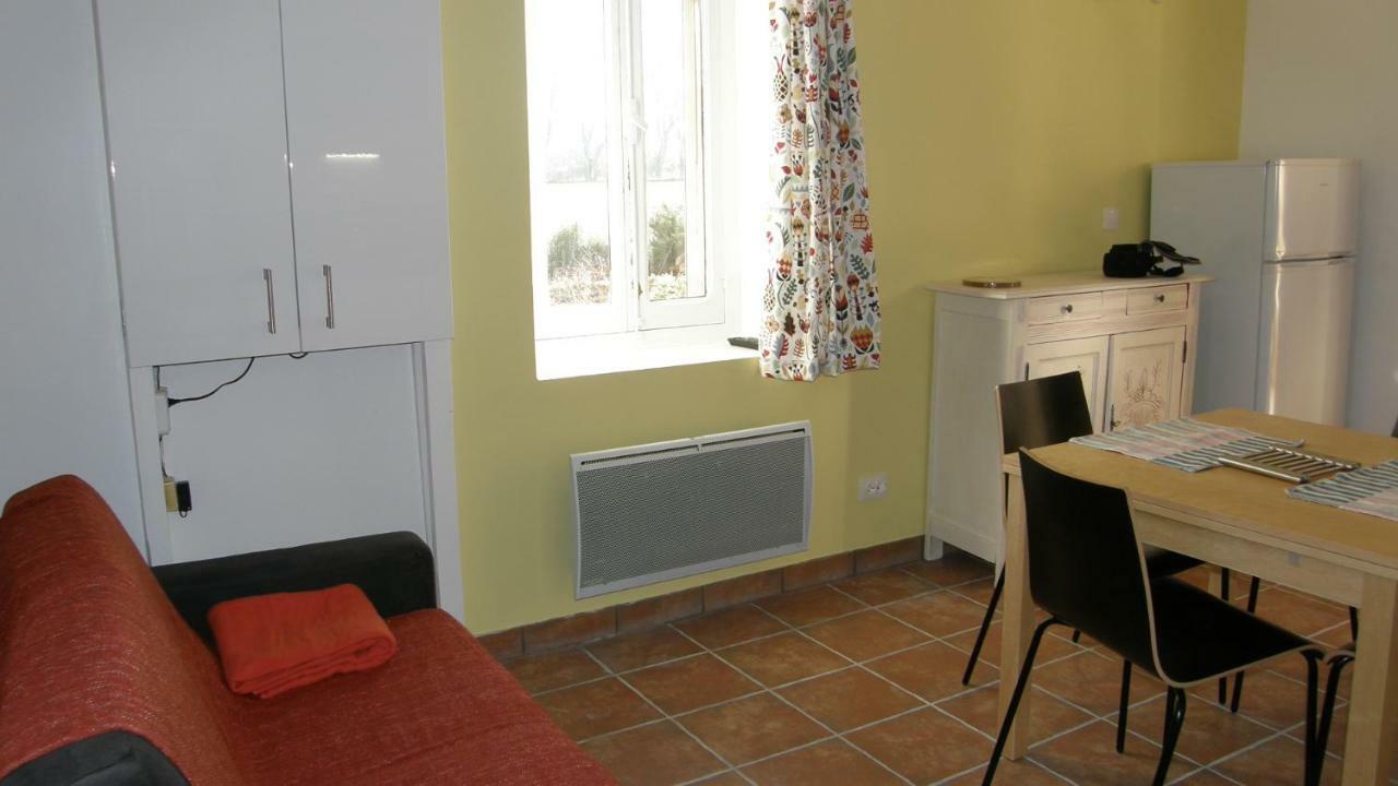 Gite Du Gardien Saint-Martin-de-Crau Kültér fotó